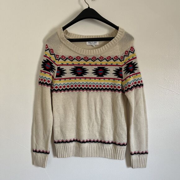On Fire Women’s Round Neck Aztec Geometric Native Western Knit Sweater- Medium - Picture 1 of 8